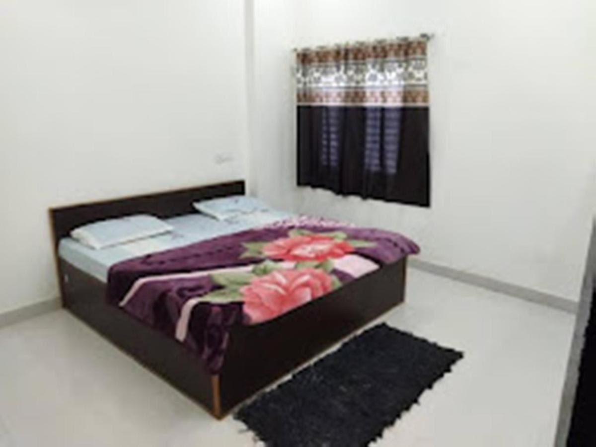 Hotel Paradise Inn Nagaon  Екстер'єр фото